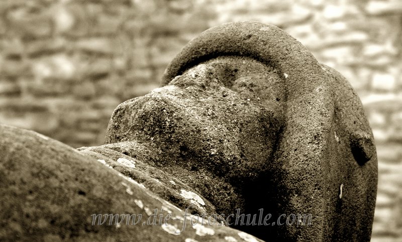 Statue5_fotoschule.jpg - Aus meiner Serie Hohensyburg der Digital-Fotogalerie.